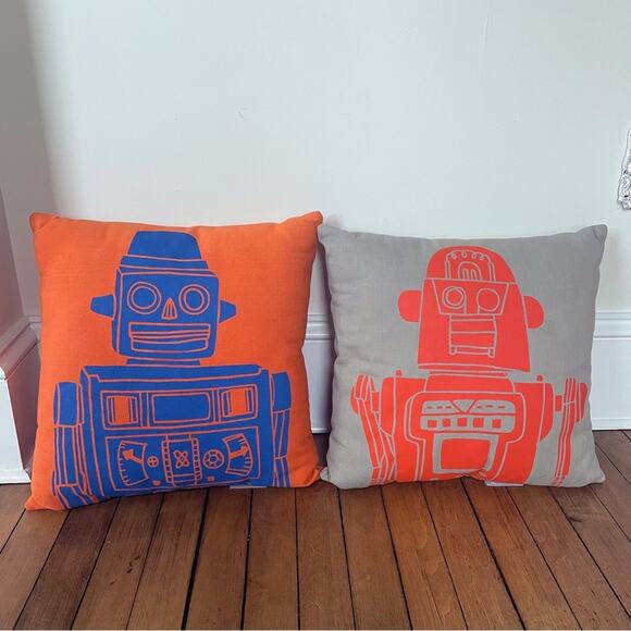 Land of Nod Retro Robot Throw Pillow Decorative Boys Bedroom Set of 2 - Picture 1 of 6
